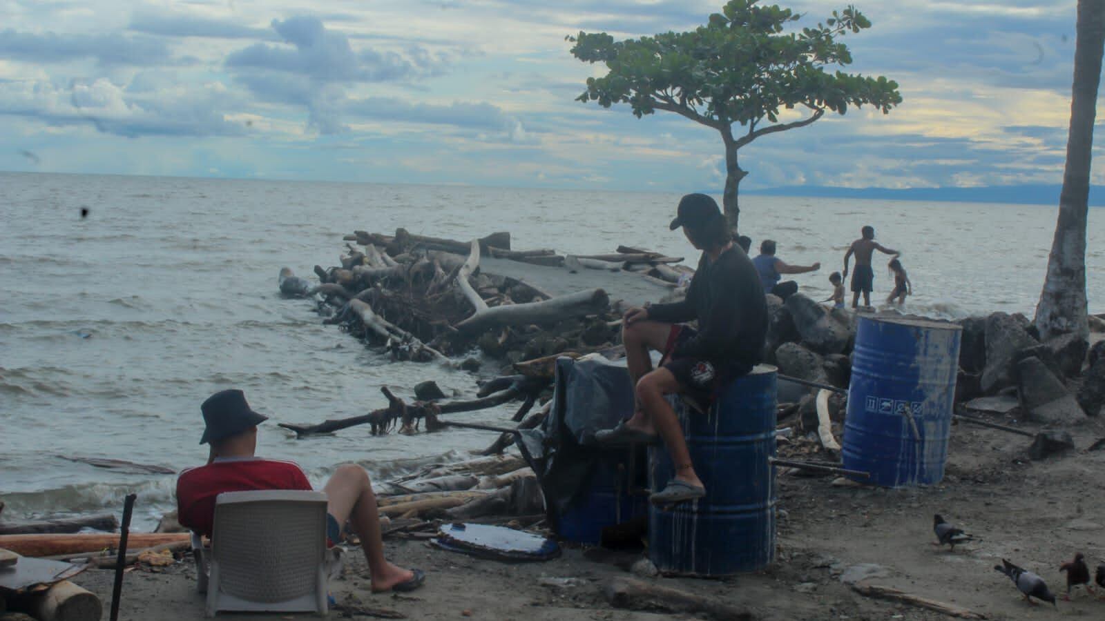 Necoclí es la población de Antioquia donde lllegan los migrantes y refugiados para atravesar la peligrosa selva del Darién.