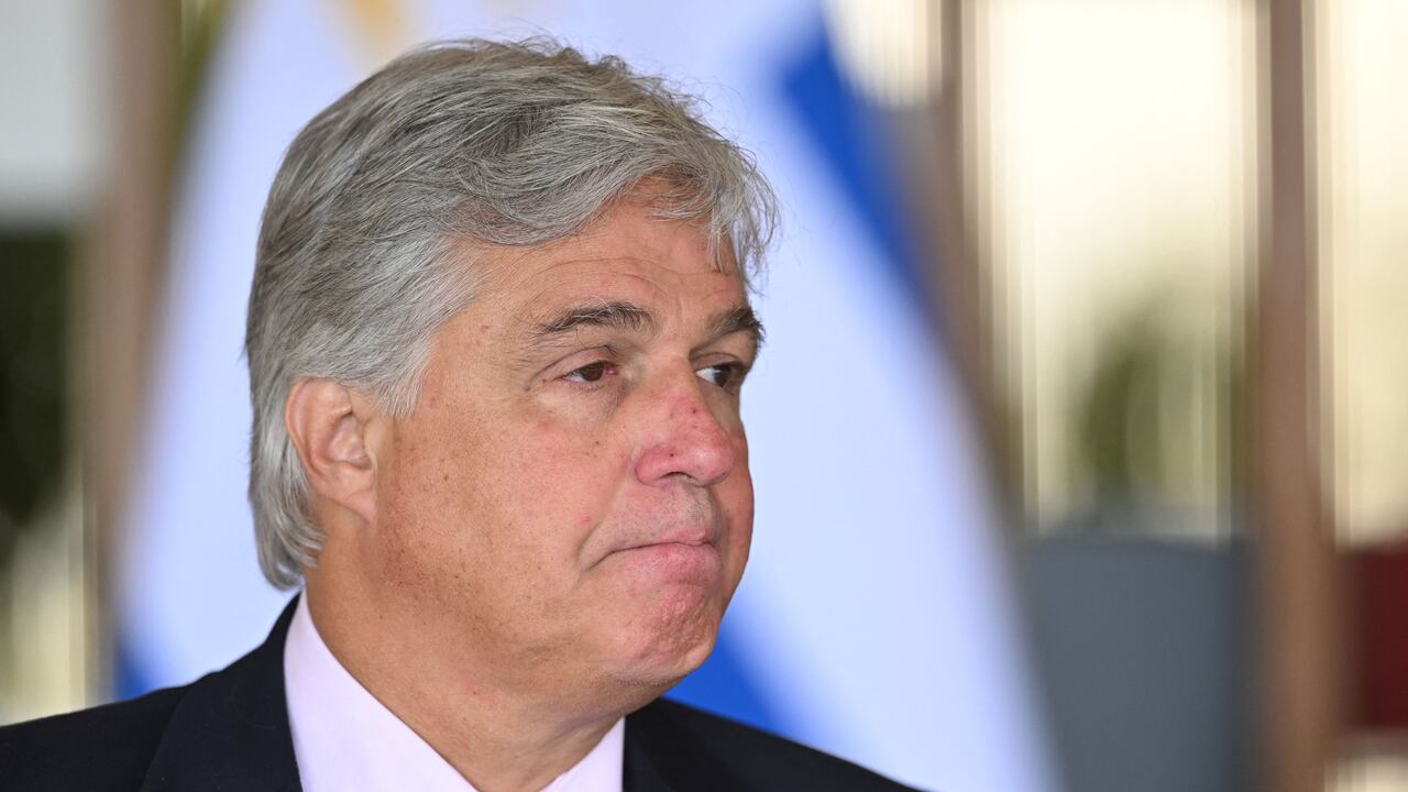 Bustillo anunció su decisión luego de que la exvicecanciller Carolina Ache.