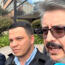 Sneyder Pinilla y su abogado, Diego Pérez, en la Corte Suprema.