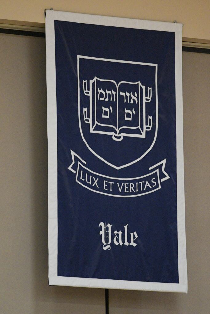 Universidades estadounidenses como UC Berkeley y Yale enfrentan descensos notables en el QS World University Rankings 2025.