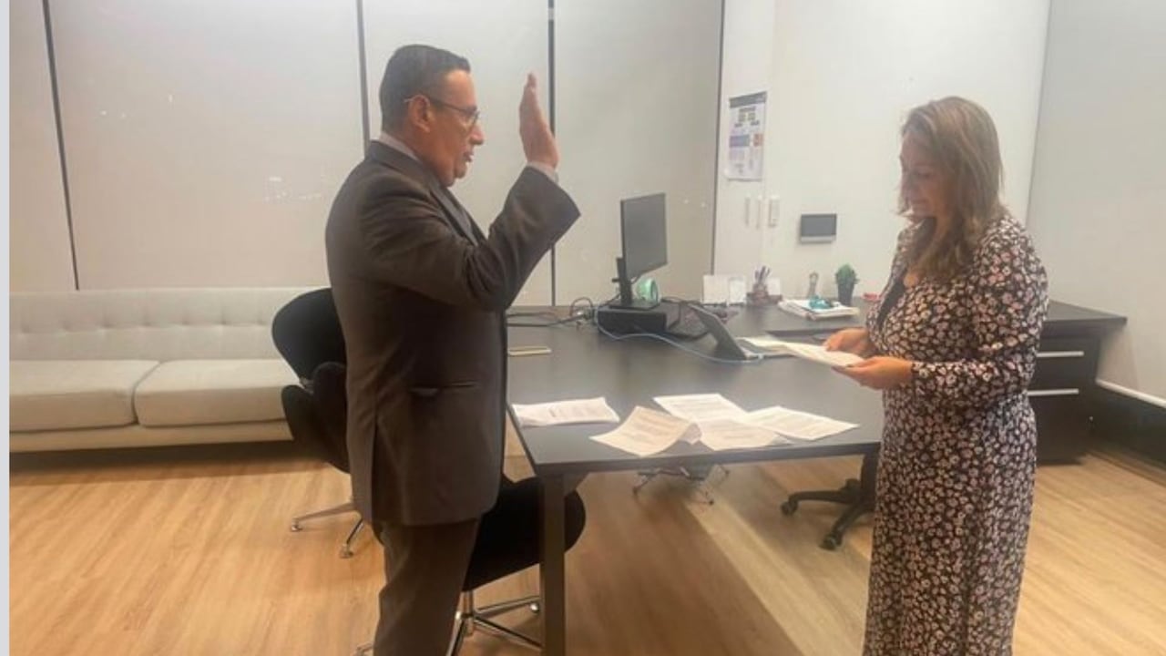 La Supersalud designó a Roberto Solano como nuevo interventor de Nueva EPS, en reemplazo de Jorge Iván Ospina.