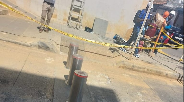 Bolardos automáticos instalados en Bucaramanga.