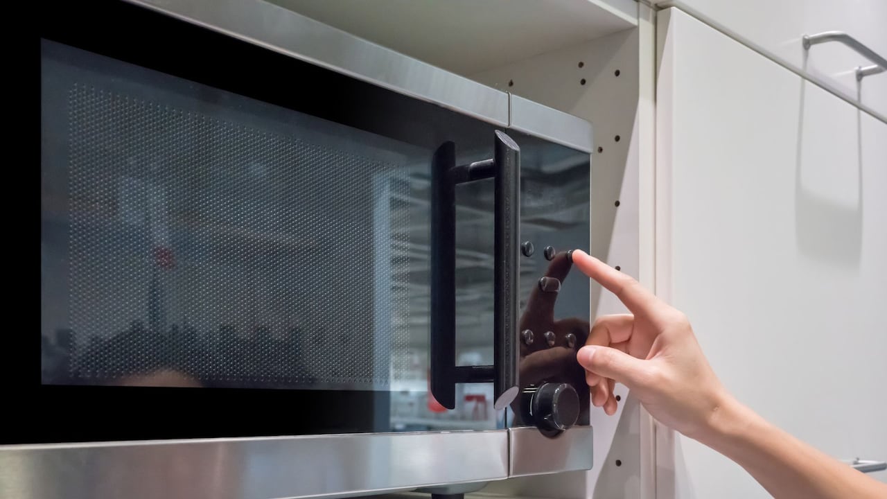 El microondas es uno de los electrodomésticos más importante del hogar.