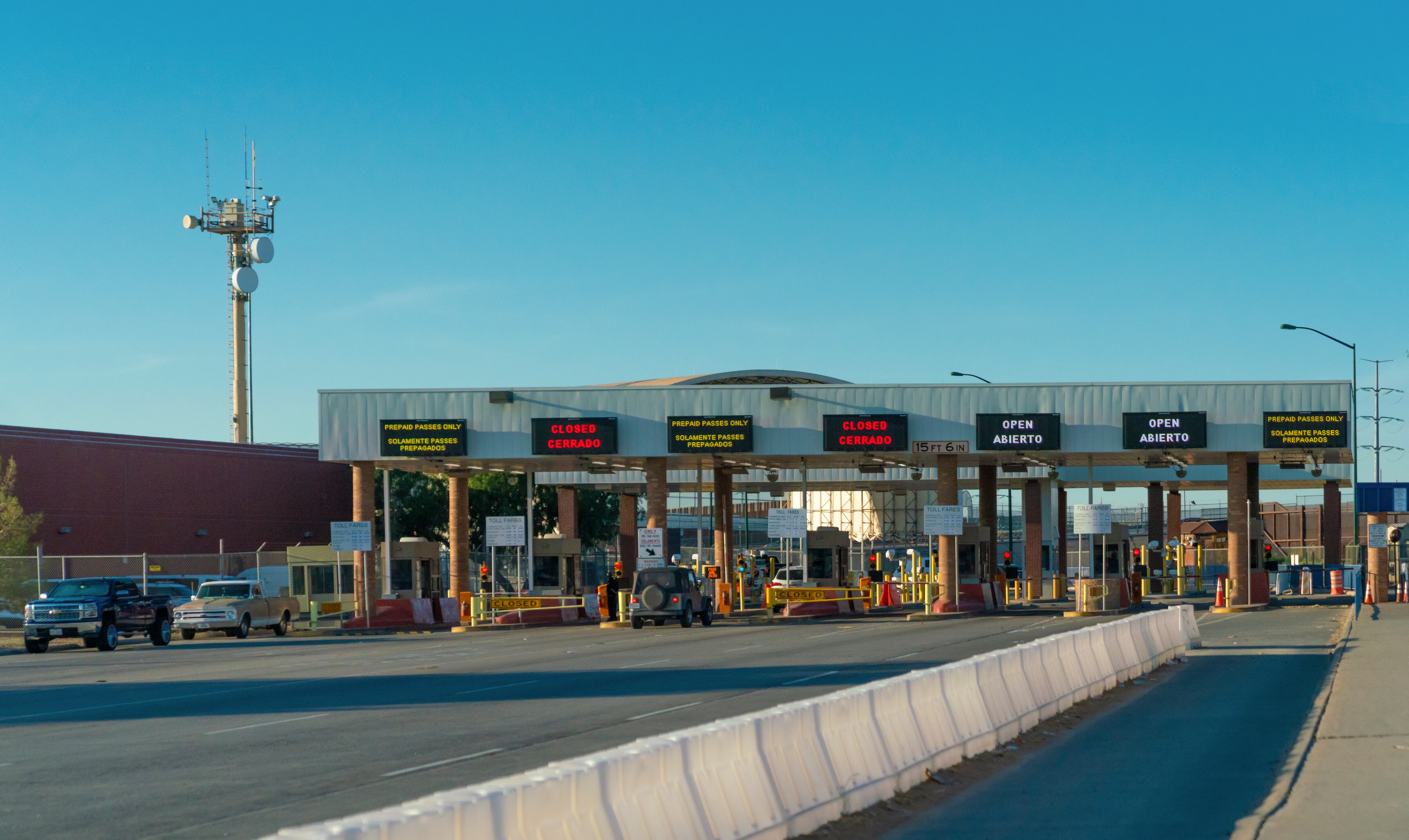 Puerto de entrada de Aduanas y Protección Fronteriza de EE. UU. - Estados Unidos-México