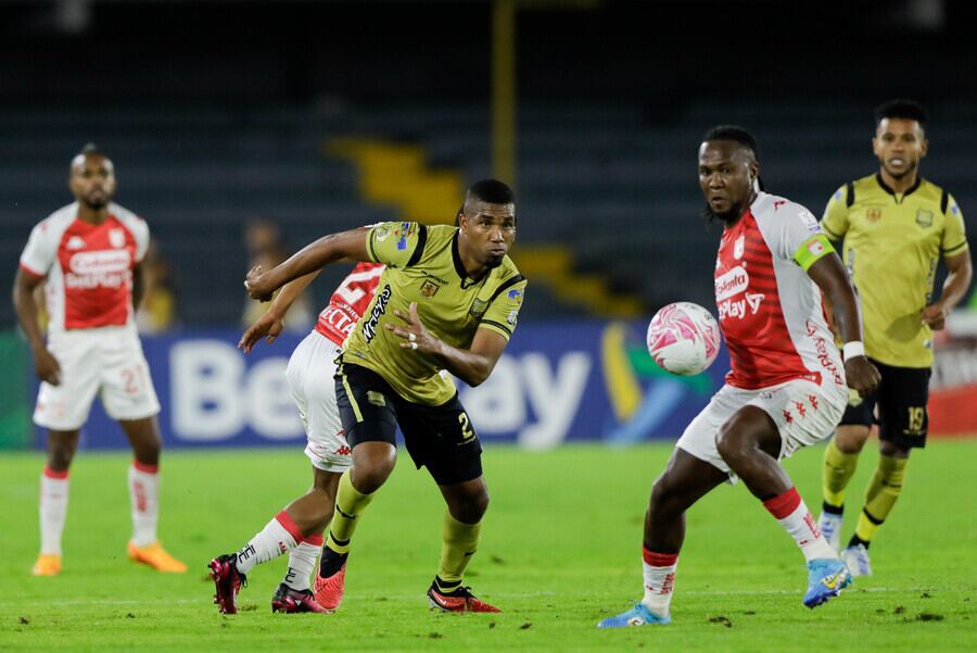 Águilas Doradas es el primer clasificado a los cuadrangulares.