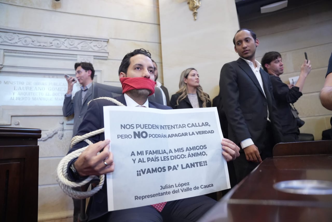 El presidente de la Cámara, Julián López, fue sancionado por el Partido de la U.