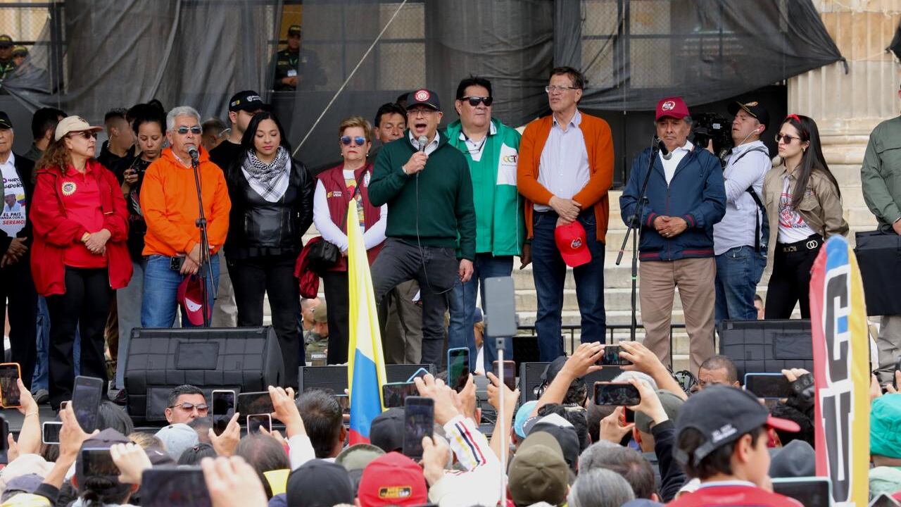Presidente Gustavo Petro en la plaza de bolívar
discurso día del trabajo 1 de mayo
