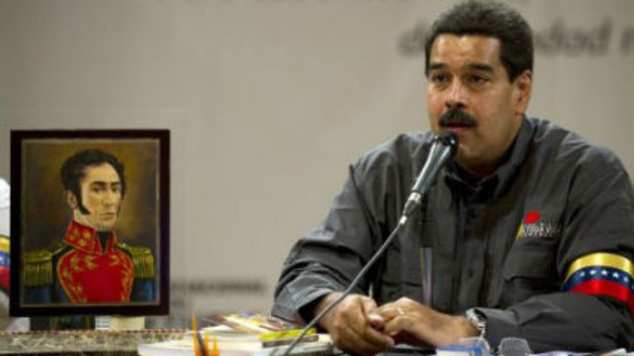 Este domingo, Nicolás Maduro abrió cuenta en Twitter y retomó el programa 'Aló Presidente'.