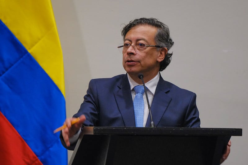 Gustavo Petro defendió a uno de sus exministros tras salir de la cárcel:  aguda crítica en X molestó al presidente - Semana
