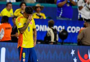 Jorge Carrascal se lamenta tras la final de la Copa América 2024.