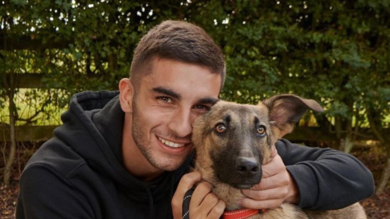 Ferran Torres le dio a España la victoria en el Mundial y dedica parte de su vida a rescatar perros.