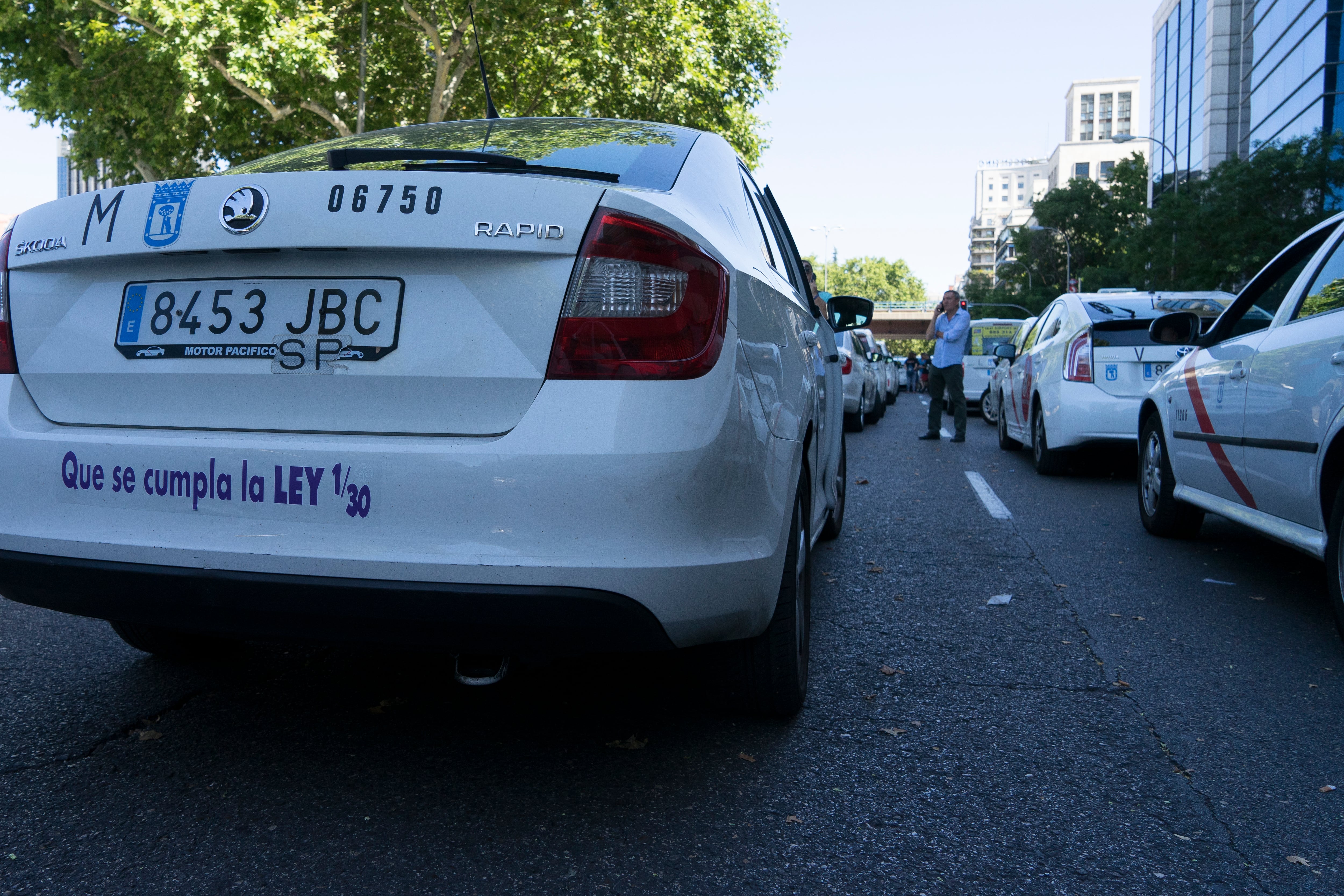 En España, las matrículas o placas no pueden contener ciertas letras.