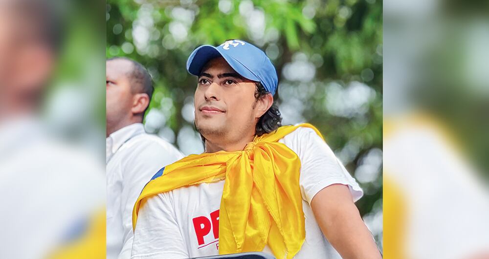    Del Río mantuvo una estrecha amistad con Nicolás Petro, hijo del presidente.