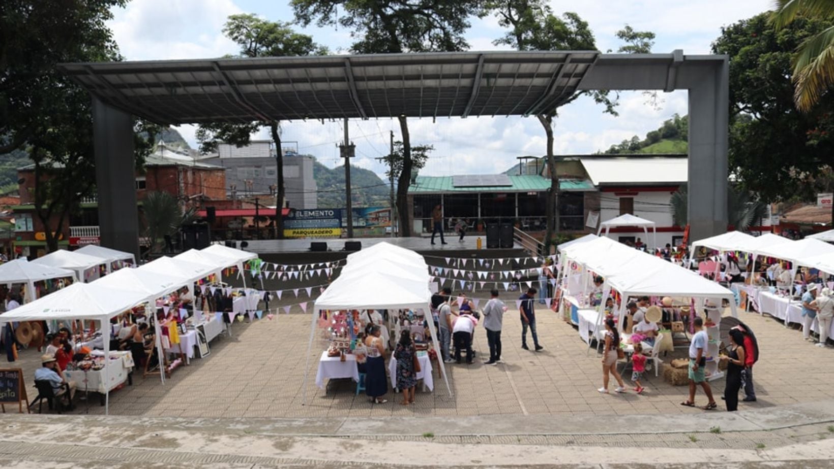 El pueblo de tierra caliente más cercano a Bogotá, ideal para pasar un fin de semana: ¿cómo llegar y qué hacer allí?