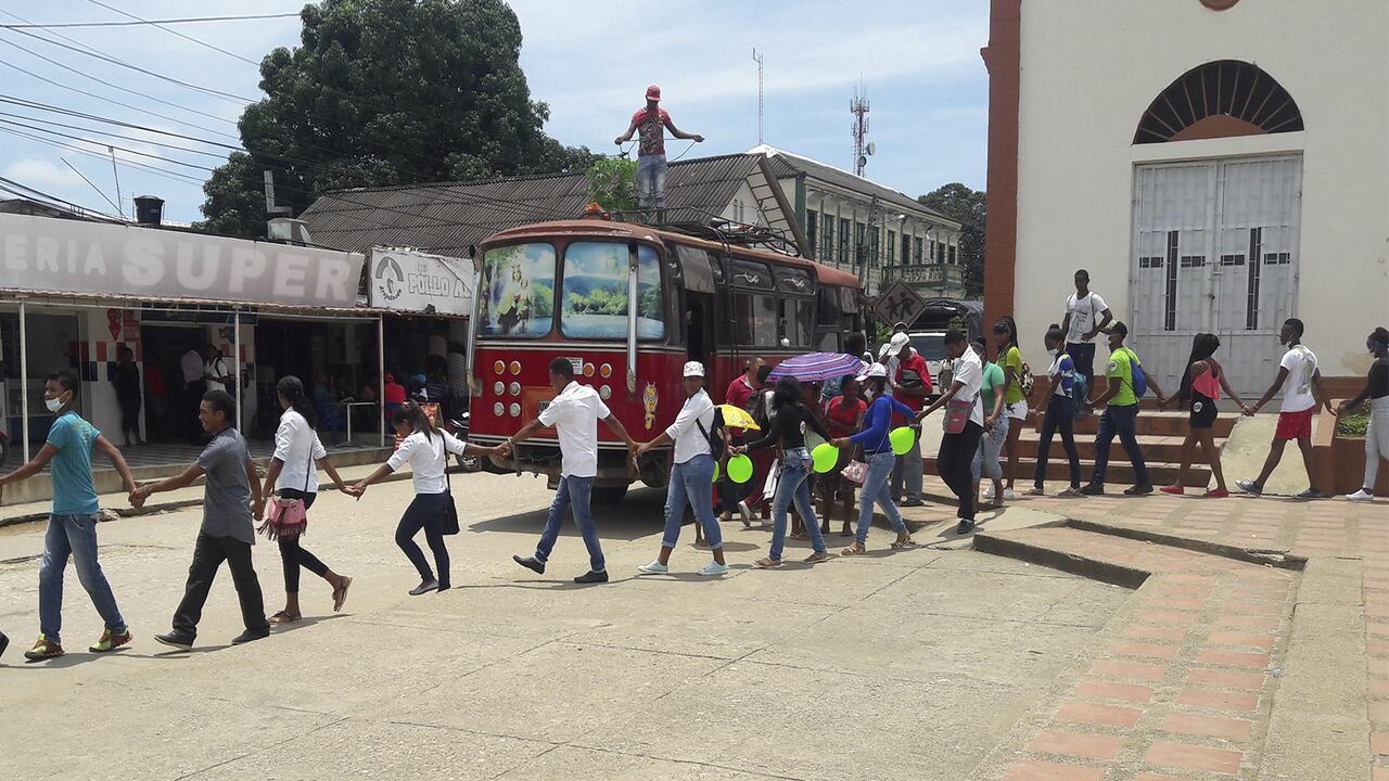 En 2017, estudiantes y docentes protestaron en la plaza central de San Onofre