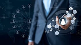 Servicios digitales y atención global, un sector que impulsa el empleo bilingüe en Barranquilla.