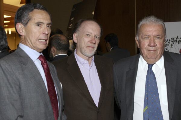 Carlos Caballero, Andrés Hoyos y Rudolf Hommes.