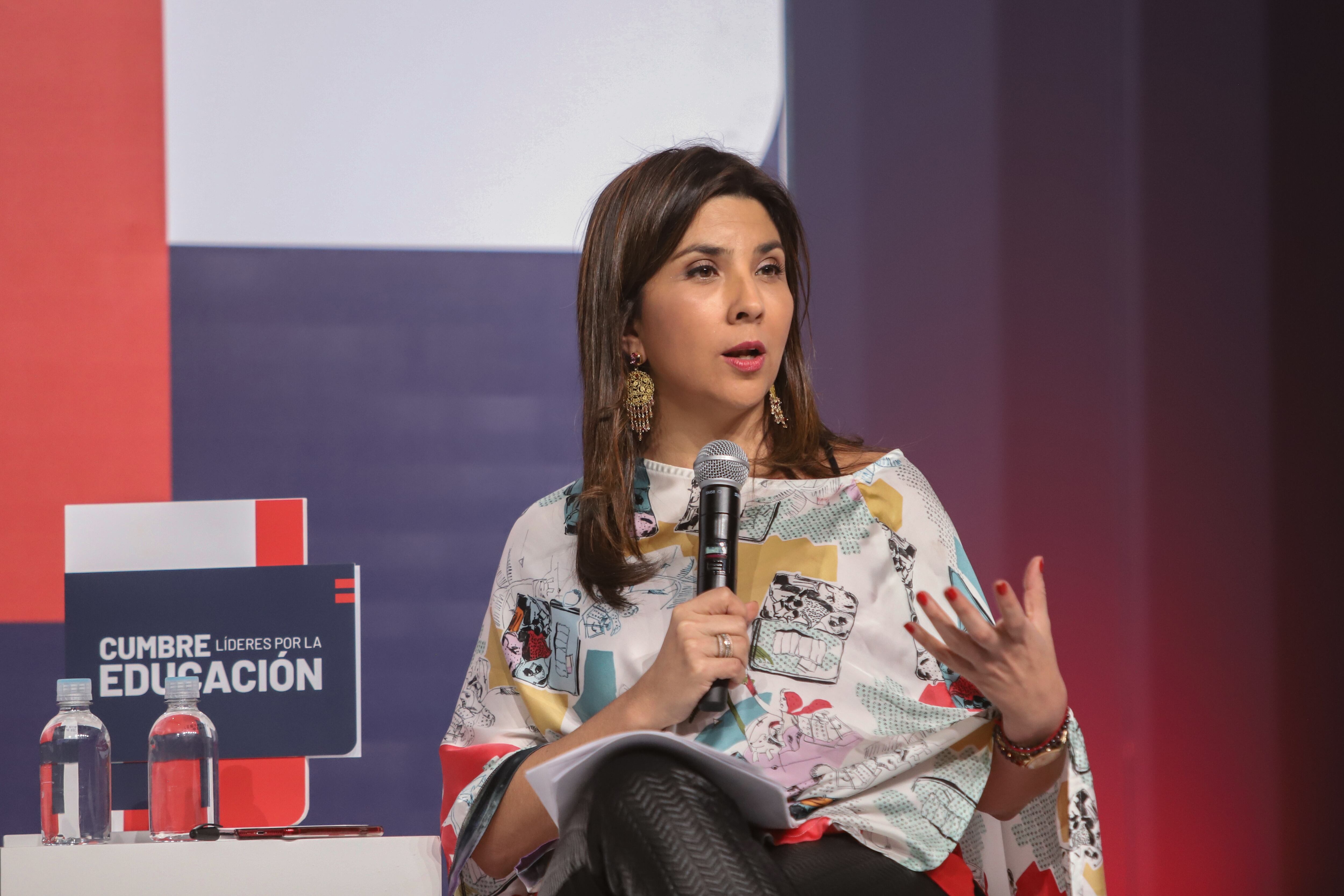 María Victoria Angulo. Ministra de Educación.