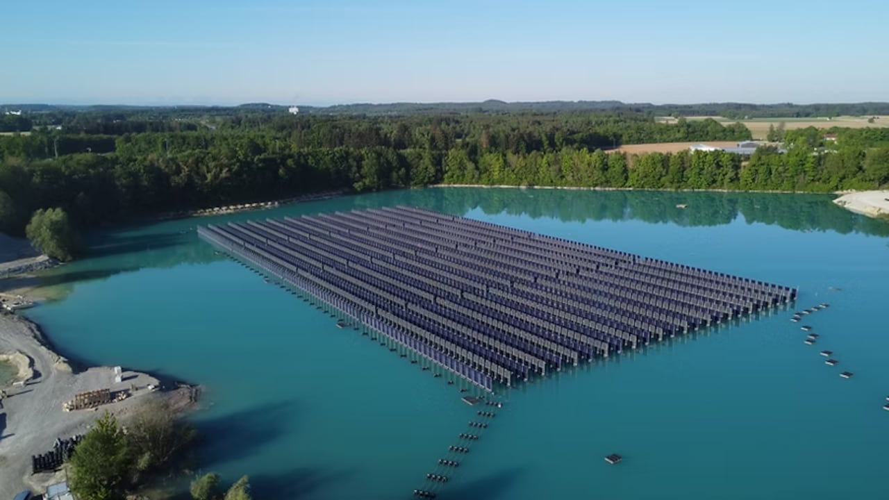 Un lago artificial alemán ahora genera energía limpia y sostenible