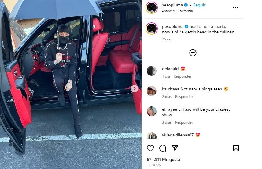 El Rolls Royce Cullinan es una de las camionetas más lujosas del mercado. Foto:  Instagram @pesopluma