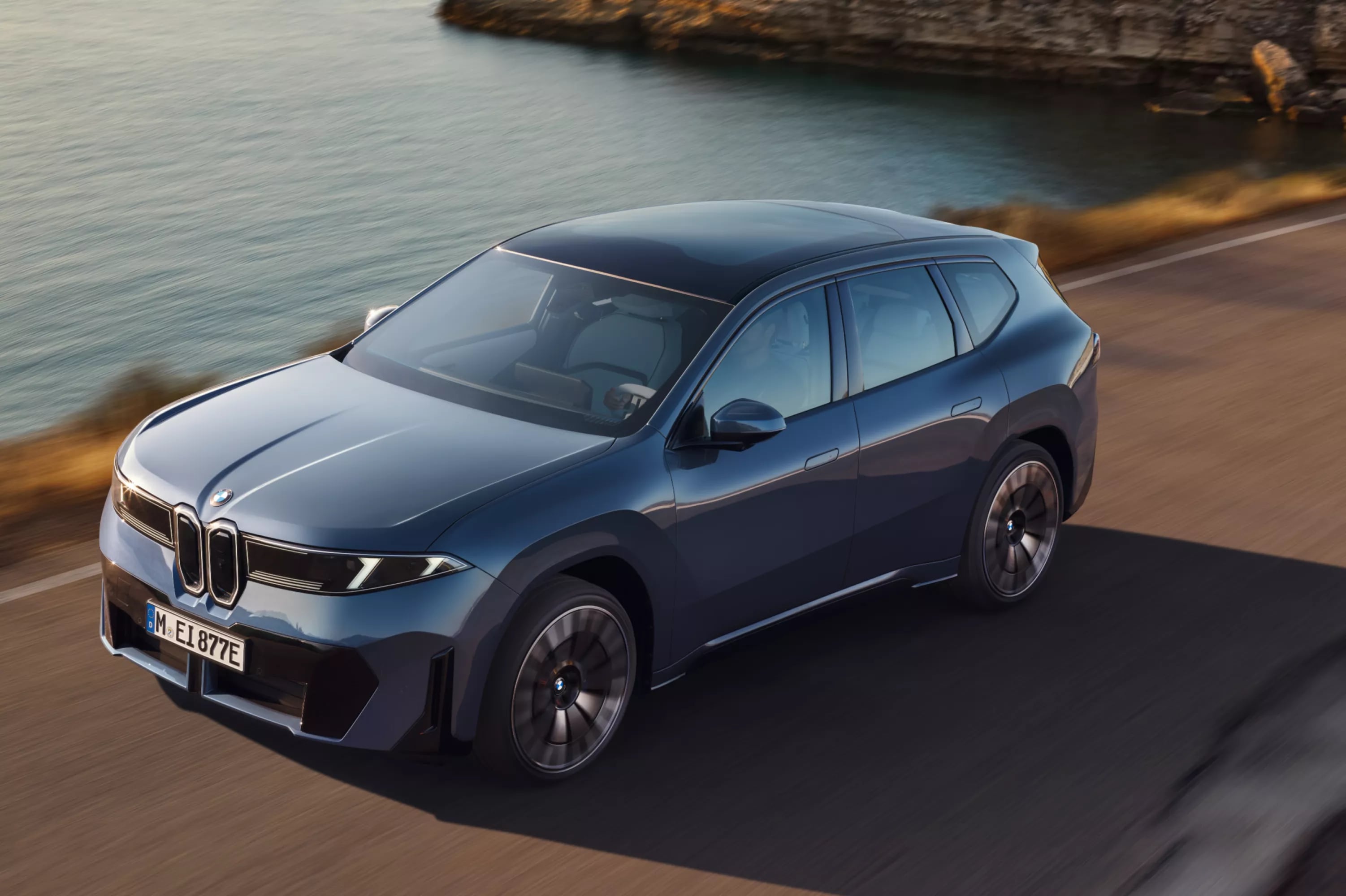 BMW presentó en Colombia la nueva iX3, un modelo que marca una nueva etapa de la compañía en electrificación y tecnología.