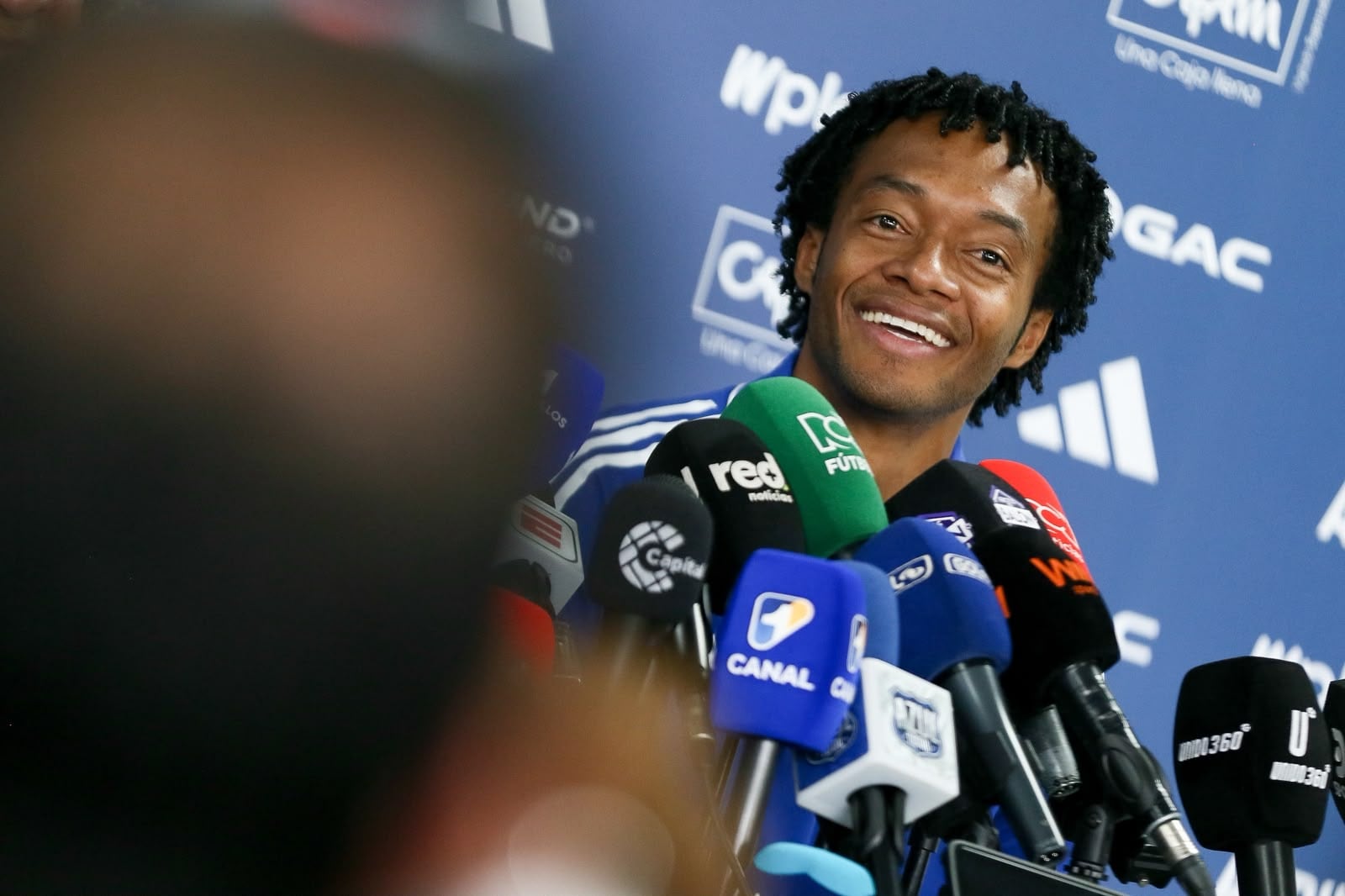 Millonarios presentó a Juan Guillermo Cuadrado como nuevo jugador del club.