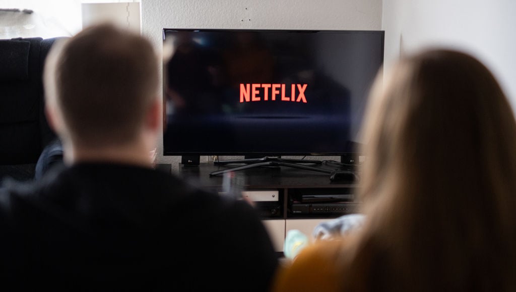 Vea Netflix en su televisión con entrada análoga