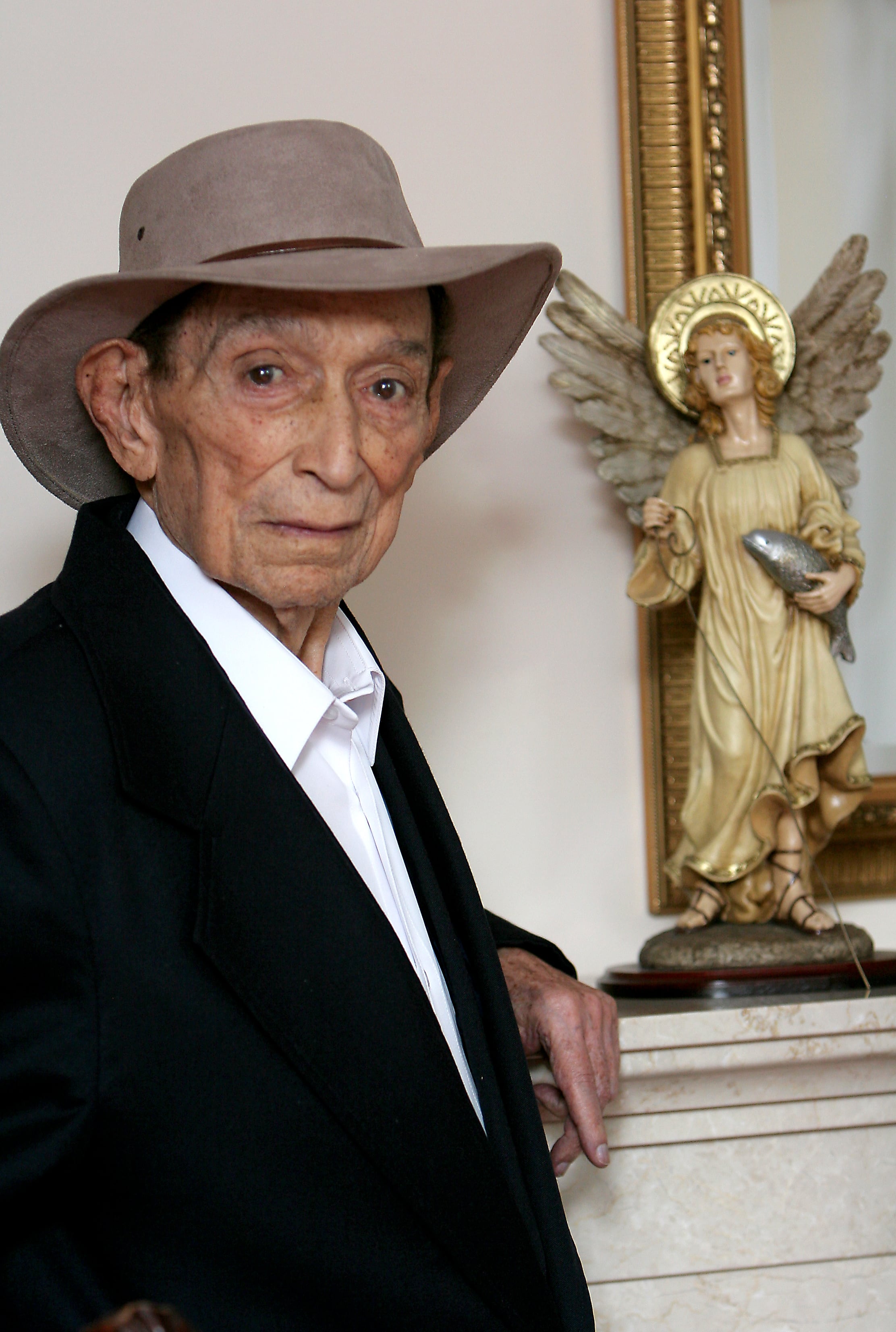 Rafael Escalona.