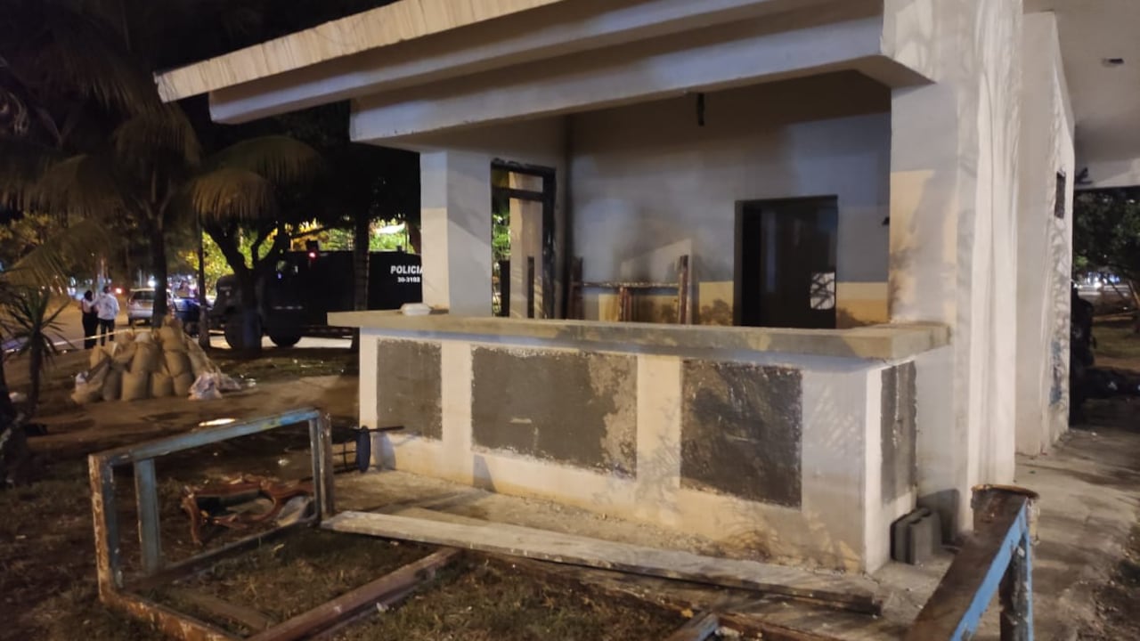 Intento de vandalismo en CAI Puerto Rellena, Cali.