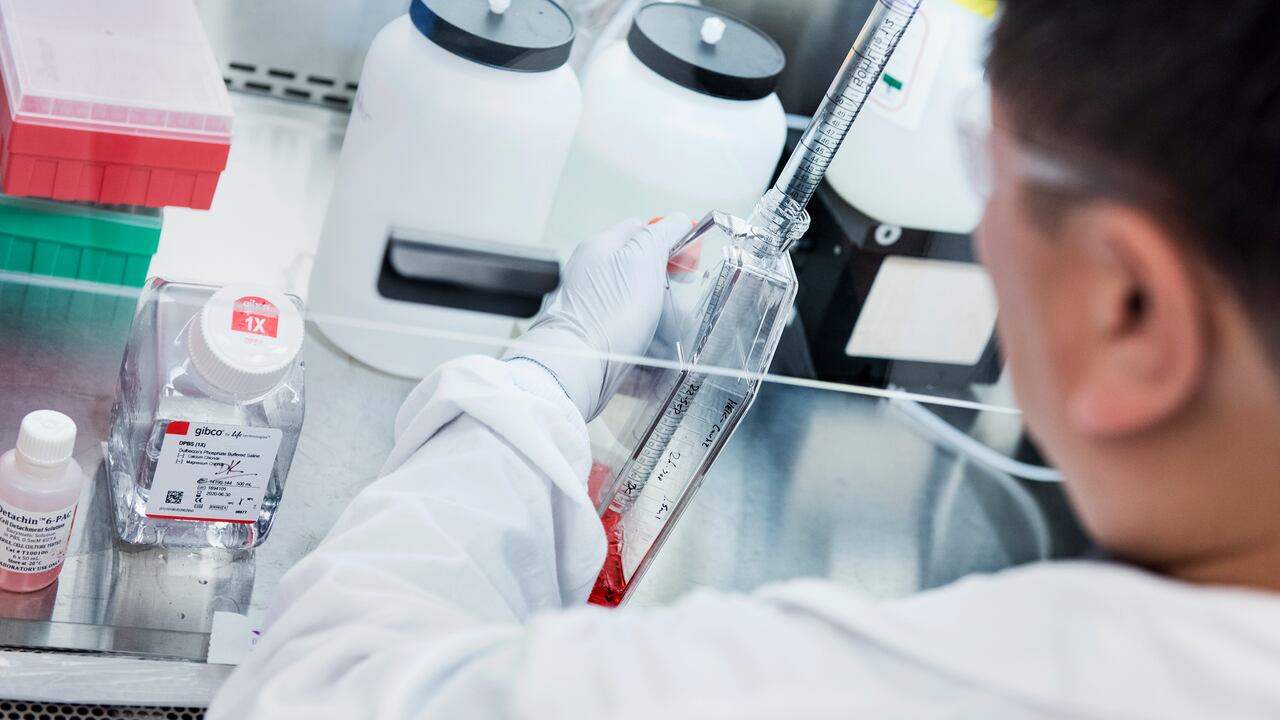 Entre el 15 y el 20 por ciento del gasto total de medicamentos en Colombia se produce en medicamentos biológicos.