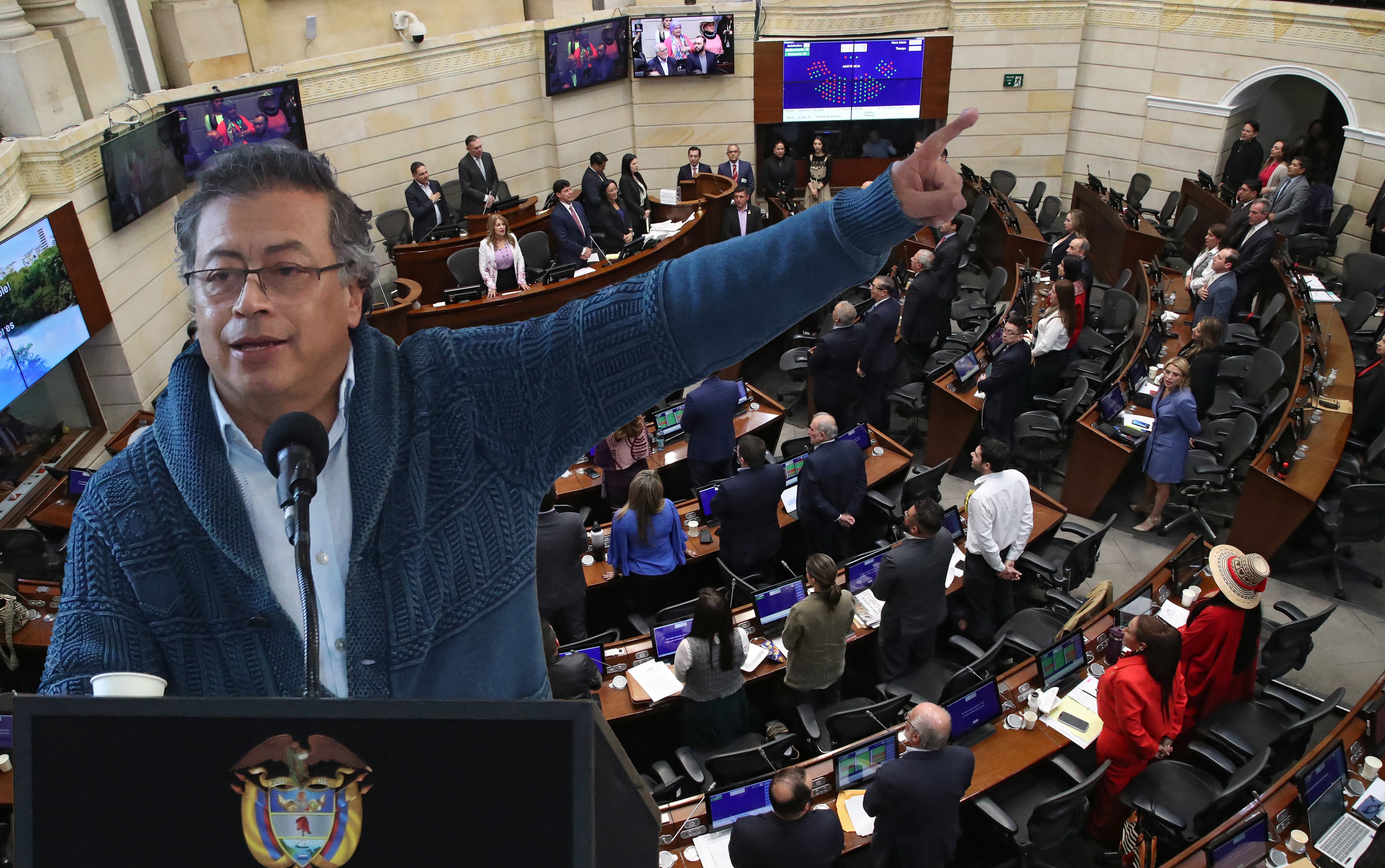 Plenaria de Senado, Presidente Gustavo Petro
