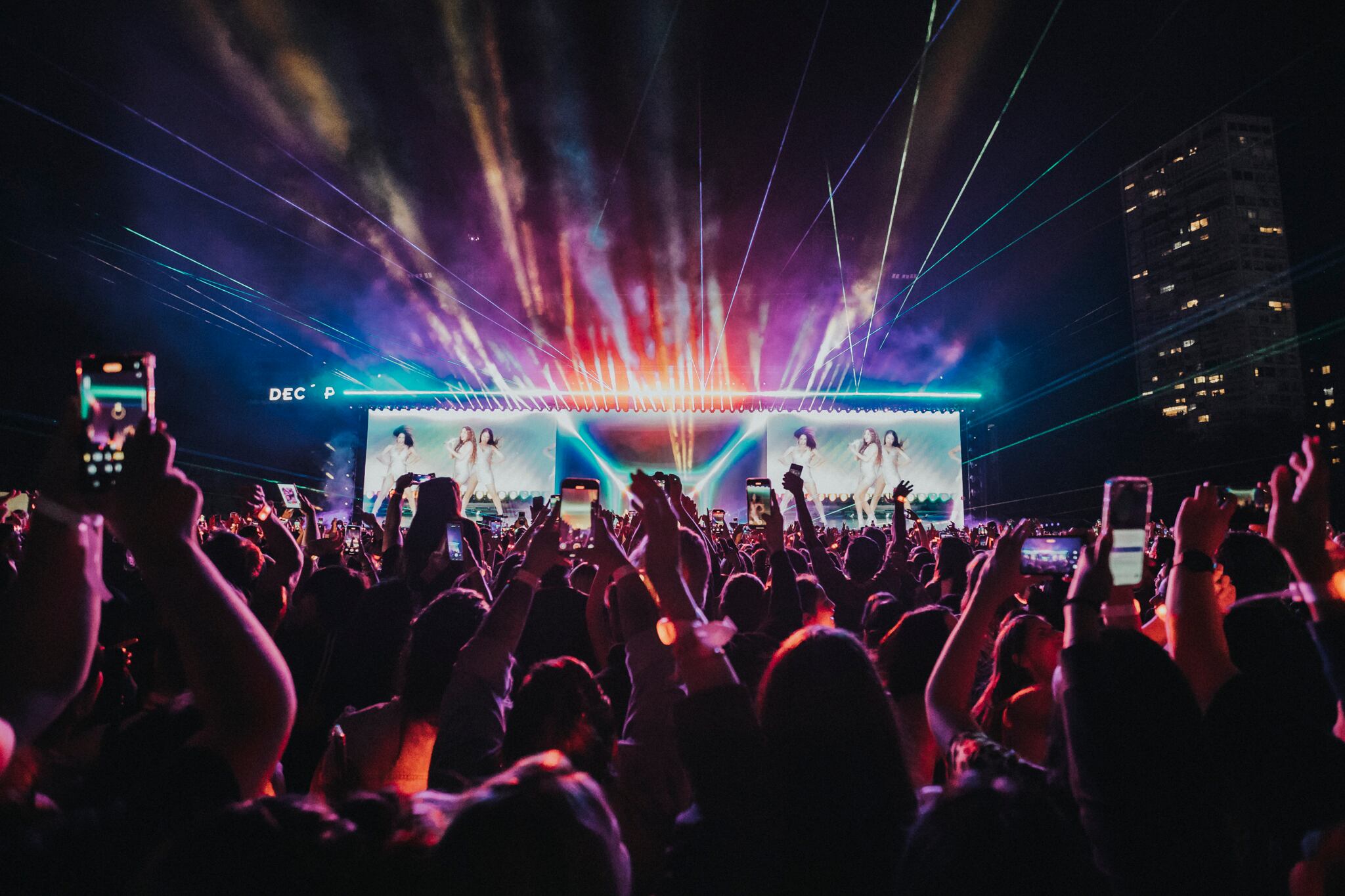 En el Día Internacional de la Mujer, Shakira envió mensaje a sus fanáticas argentinas.