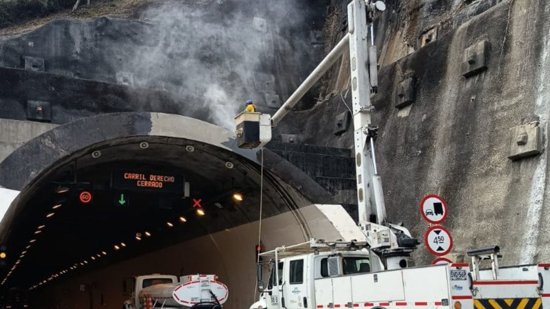 Labores de mantenimiento y revisión de sistemas técnicos en túneles del corredor Bogotá–Villavicencio obligarán a realizar cierres nocturnos para garantizar la seguridad de los trabajadores y de los conductores.