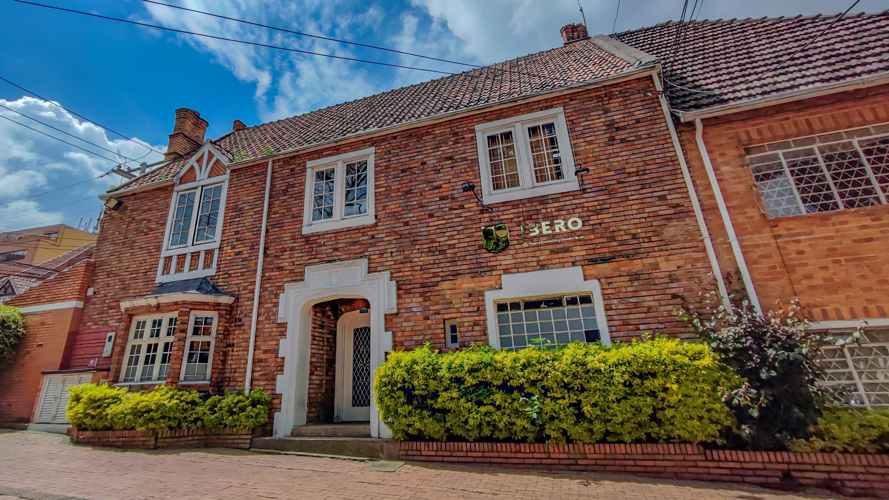 Acortando las brechas: desafíos para promover la educación superior de calidad para más jóvenes