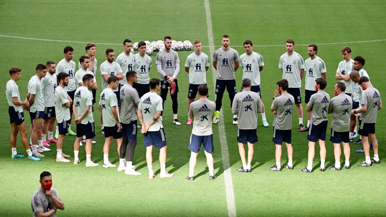 La decisión se toma tras reportar varios contagios.