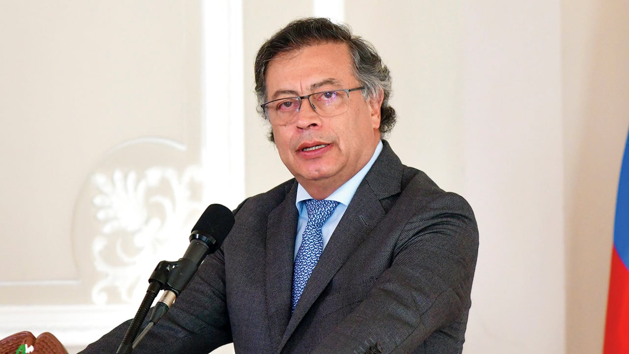 “Estaré en la marcha del 14 de octubre en Bogotá y espero a todo el pueblo trabajador de la ciudad”, escribió Petro.