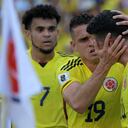 James Rodríguez y Rafael Santos Borré han sido compañeros en la Selección Colombia desde el 2019.