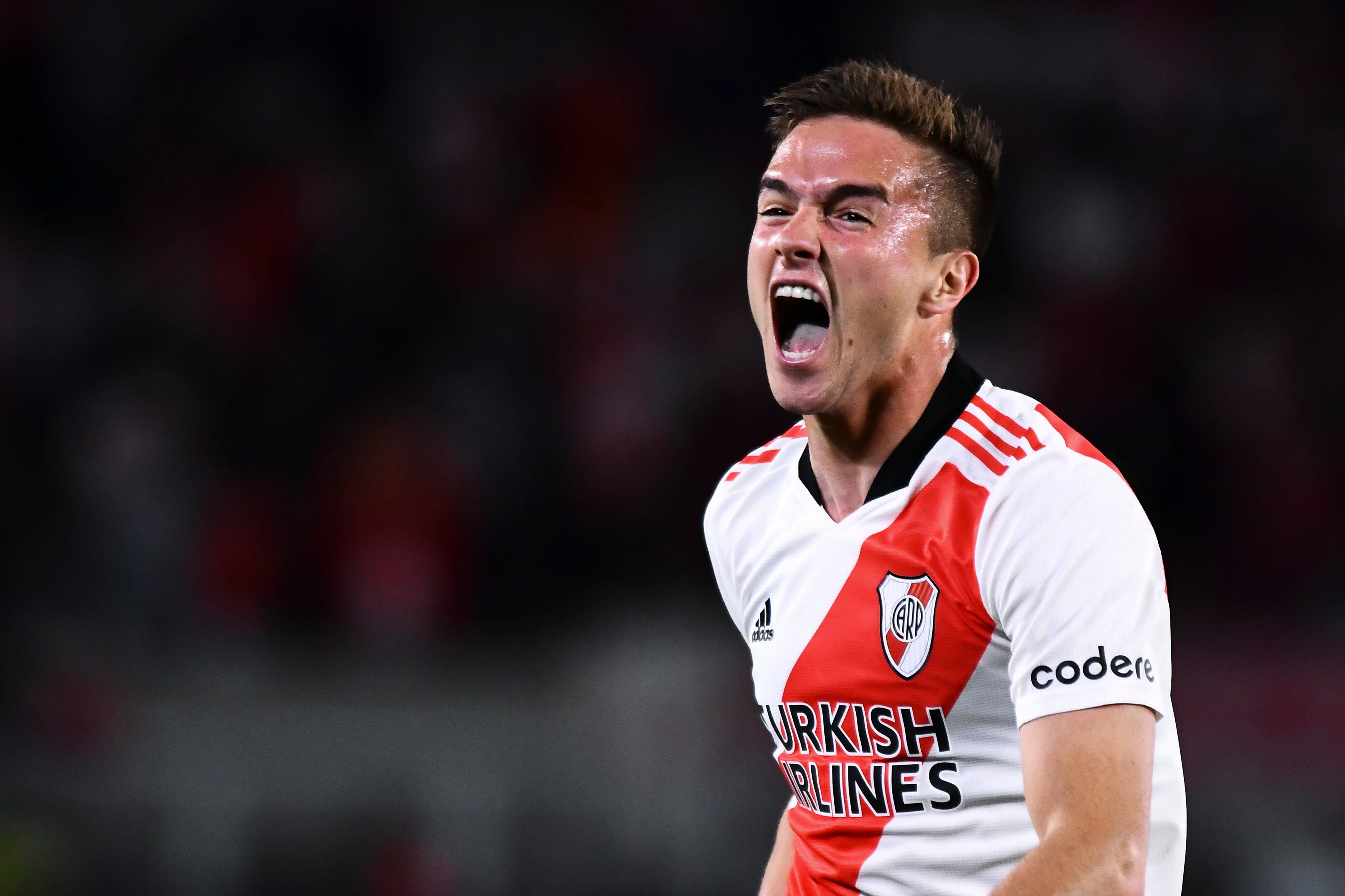 Agustin Palavecino celebrando en la victoria de River 5-0 sobre Patronato.