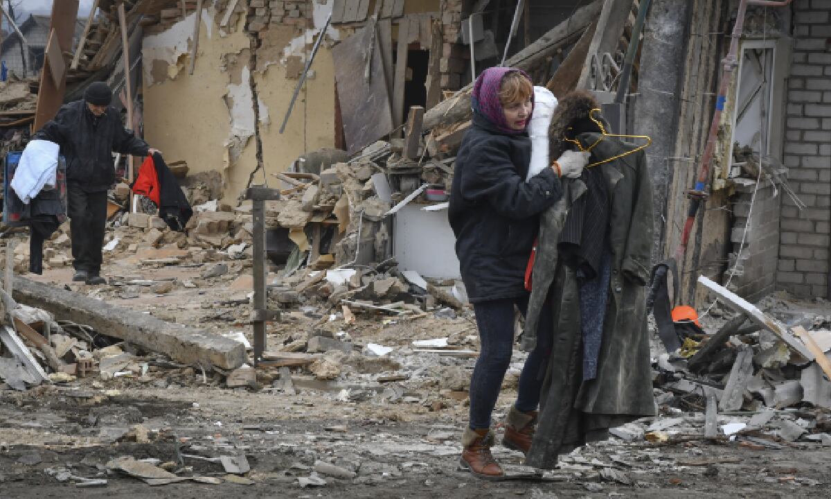 Autoridades de Ucrania no creen en la tregua propuesta por Putin.