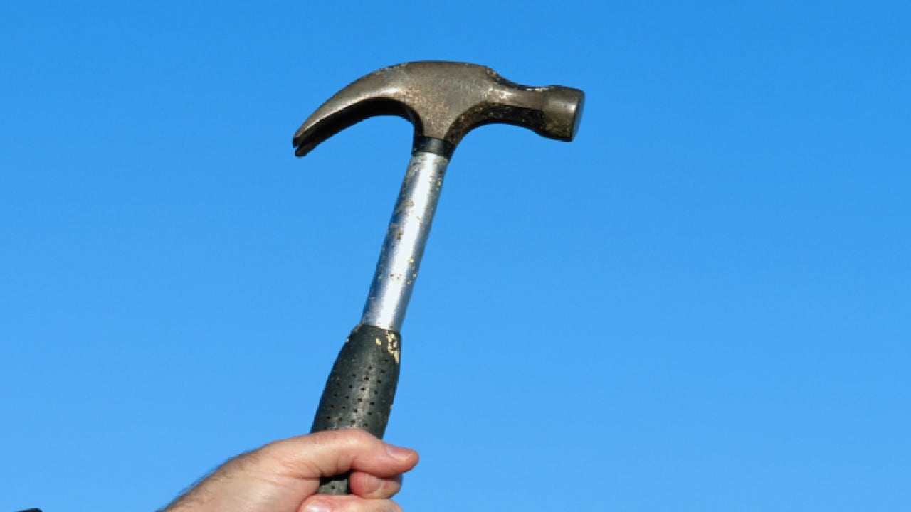 El hombre fue acusado de feminicidio fallido y deberá permanecer en prisión como medida preventiva.