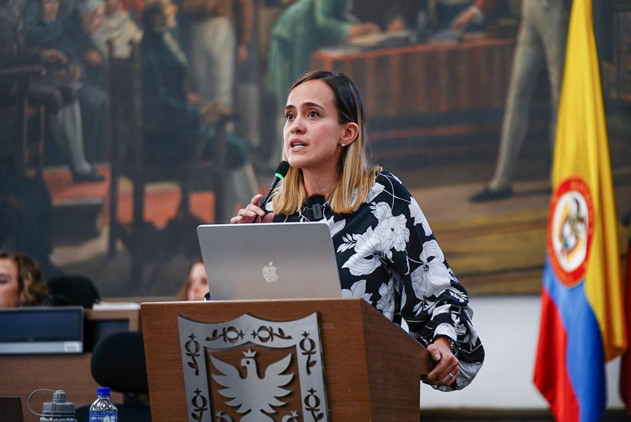 Laura Tami, secretaria de la Mujer