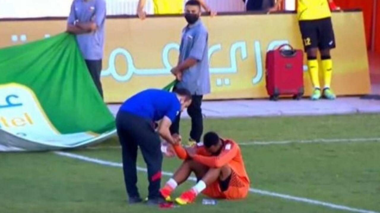 El jugador Mukhaled Al-Raqadi murió en pleno entrenamiento de su equipo Muscat FC.