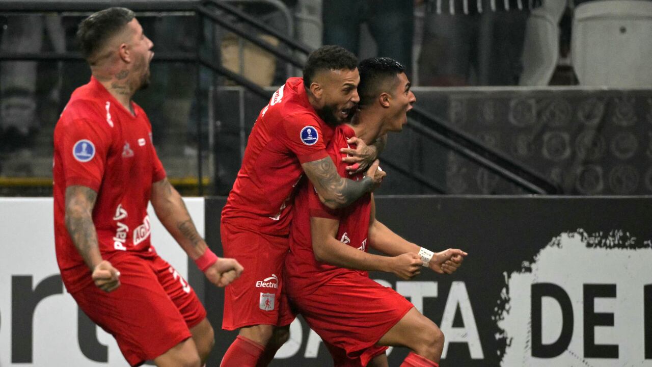 Corinthians vs. América por Copa Sudamericana.