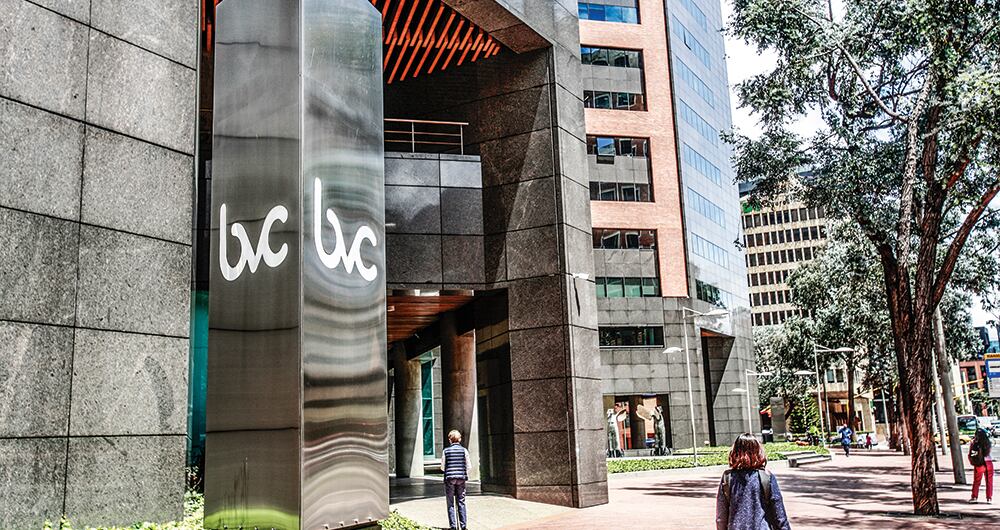 La Bolsa de Nueva York abrió con tendencias mixtas el lunes.