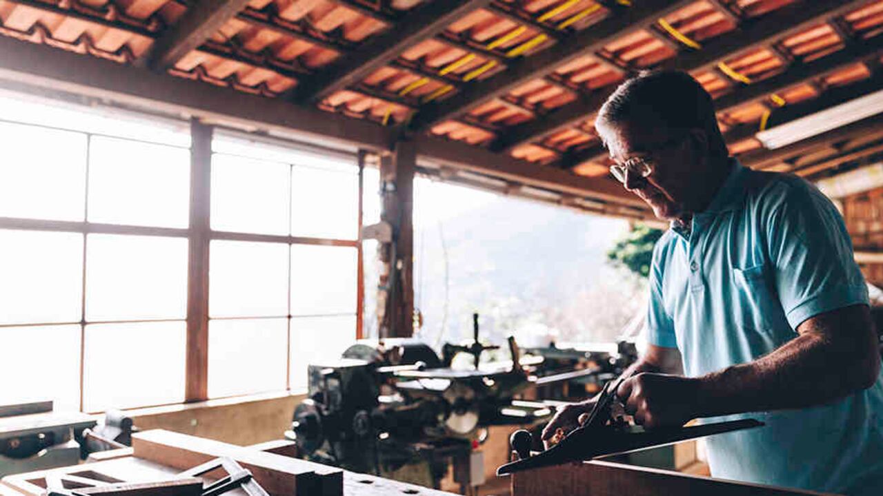 "El retiro de la vida productiva produce el peor de los rechazos", dice Humberto de la Calle.