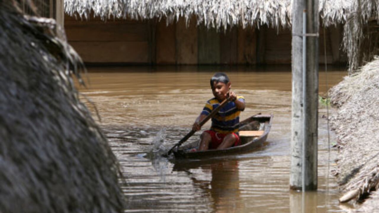 Las aguas del río Amazonas subieron más de tres metros con esta temporada de lluvias. Cerca de 1.100 personas tienen que vivir hoy en albergues y 5.600 están en riesgo.