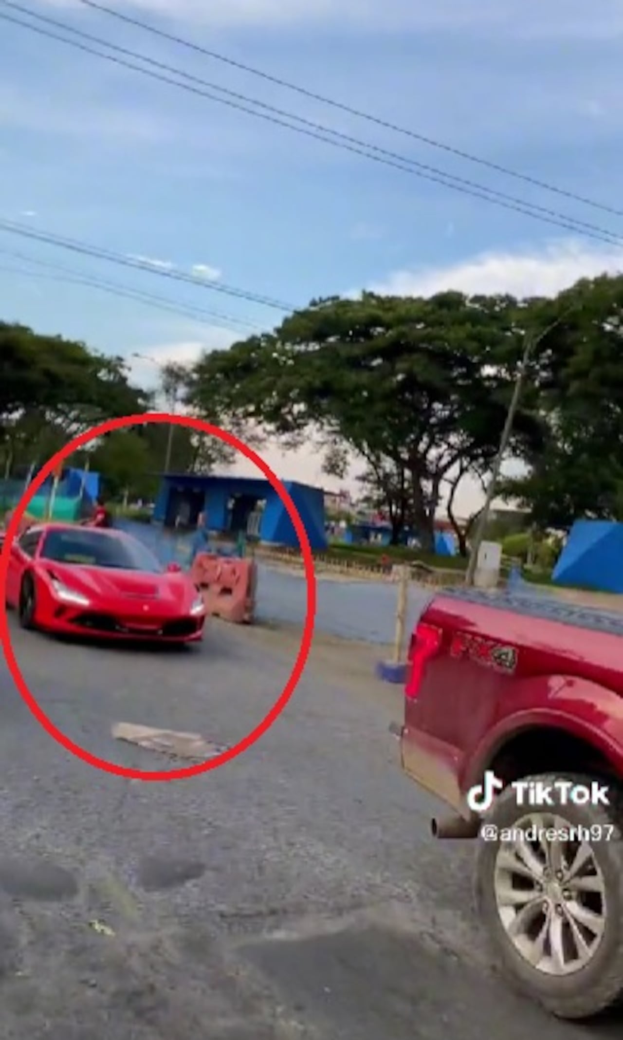 Este sería el dueño del Ferrari que se está robando todas las miradas en las calles de Cali.