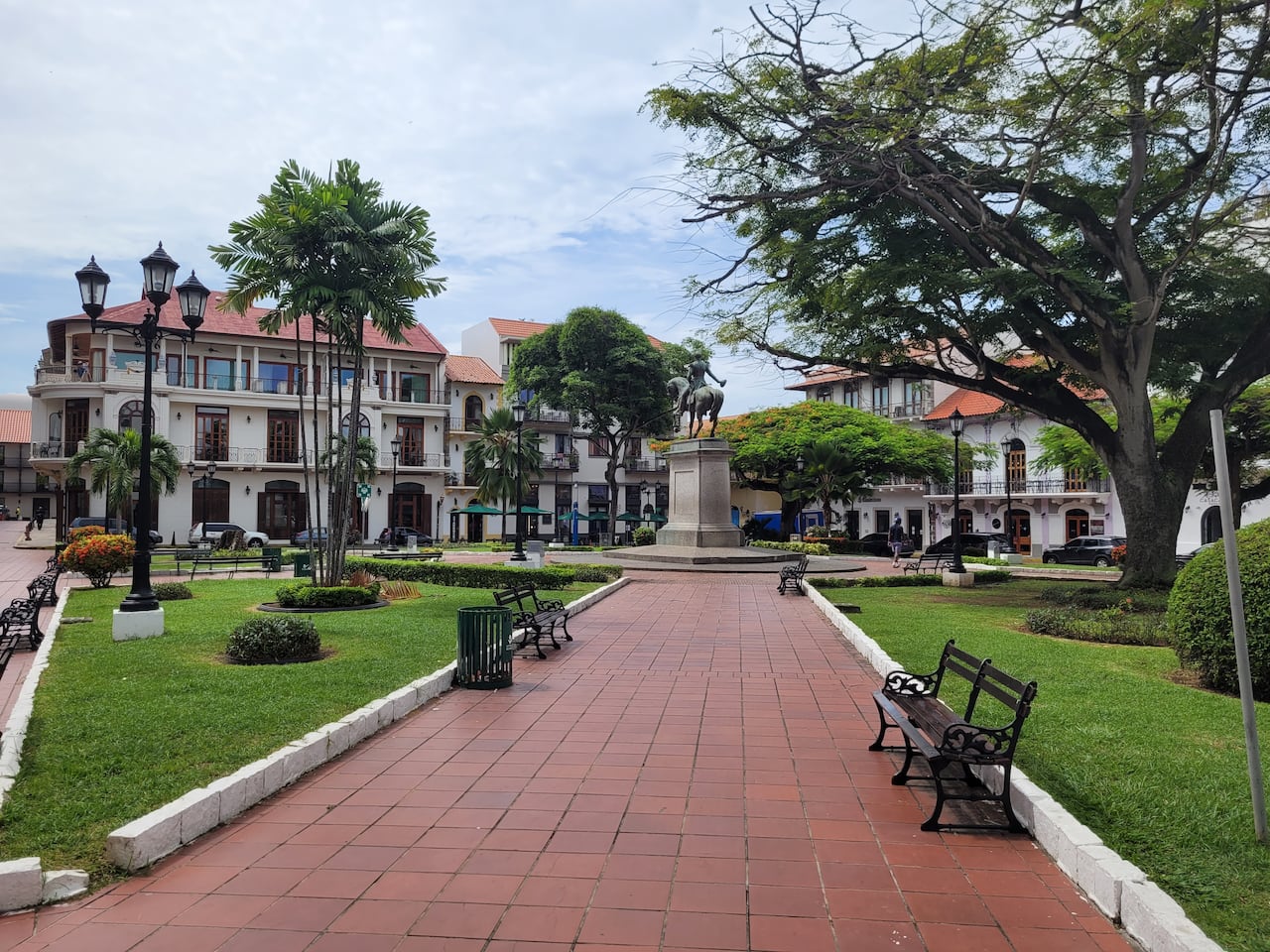 Plaza en el corazón del casco antiguo de Ciudad de Panamá.