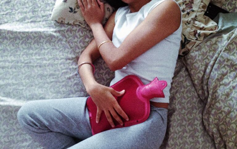 El olor producido por la enfermedad se puede hacer mucho más intenso antes y durante el ciclo menstrual de las mujeres.