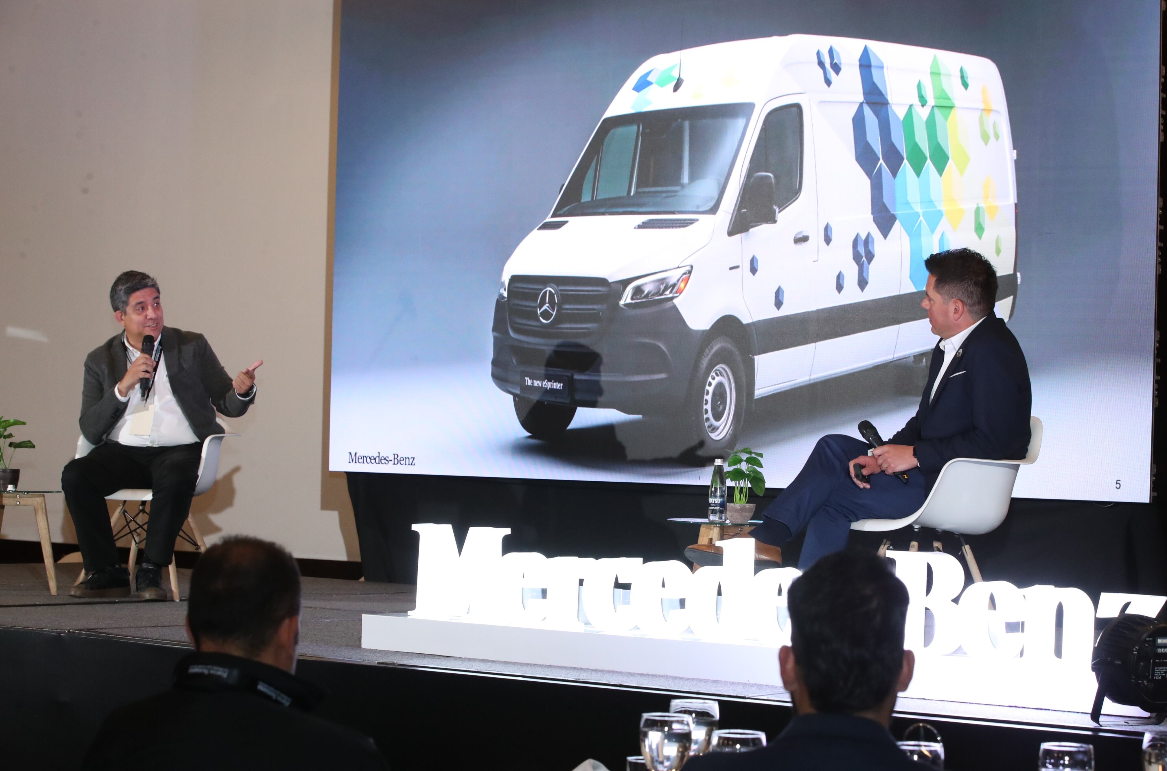 Panel ‘Movilidad inteligente, negocios eficientes’